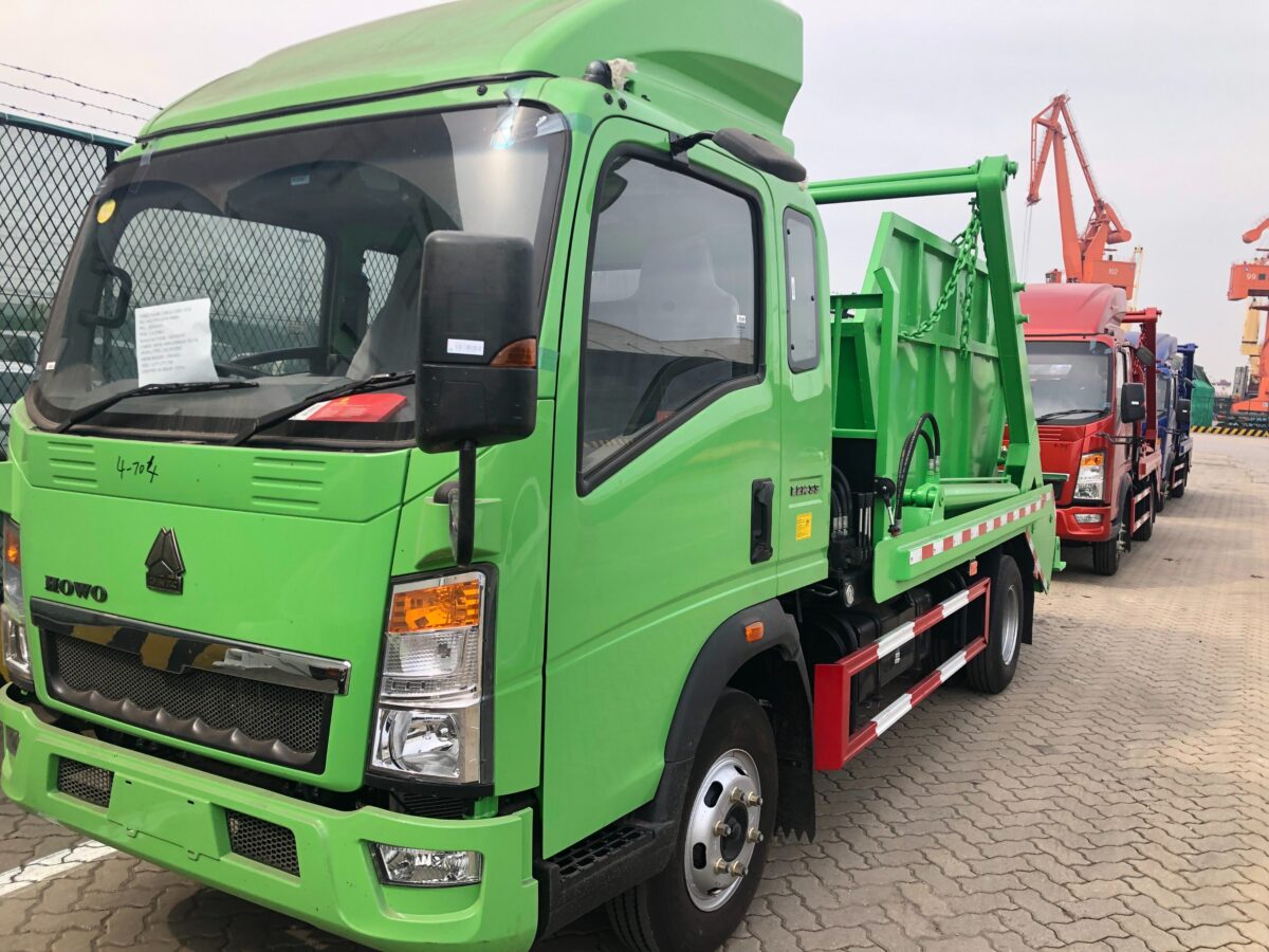 Sinotruk Howo Swing Arm Garbage Truck Jinan Inspiring International